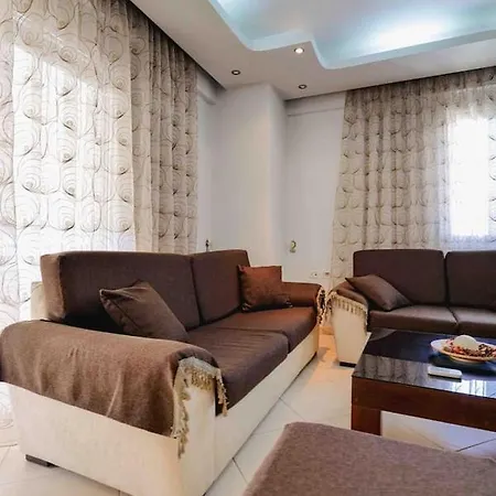 Sea Billows Apartment *