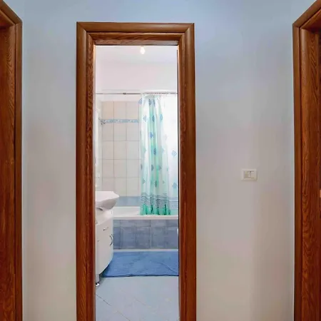 Sea Billows Apartment