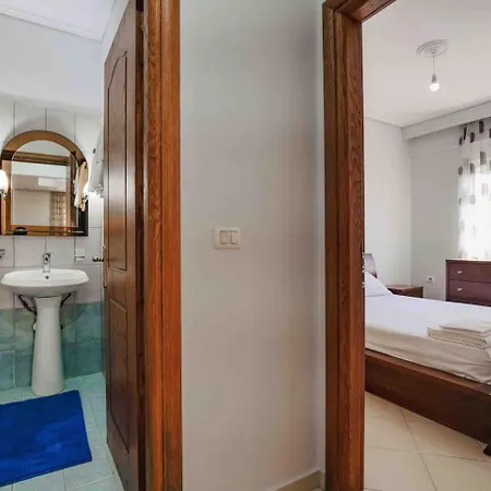 Sea Billows Sarandë